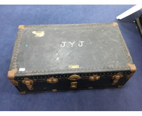 EARLY 20TH CENTURY TRAVEL TRUNK, 52cm x 32cm