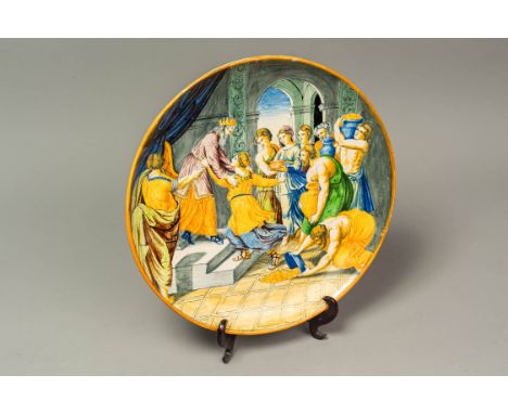 Urbino Ceramic Plate, king Salomon honors the queen of Saba, painted in multicolours, glazed, 31 cm diameter, 17th/18th centu