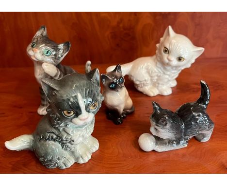 Five Goebel china cat figures 
