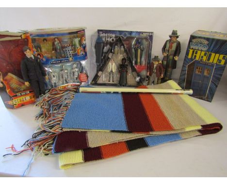 Collection of Dr who to include Limited edition 4th Dr (top half comes away from bottom but not showing damage), a hand knitt