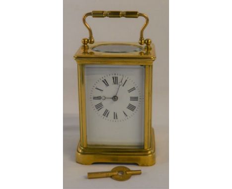 Striking French carriage clock (Ht 13.5cm with handle down)