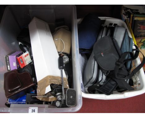 Camera's and Accessories: A Collection of Instamatic, Digital and 35mm Camera's, including Pentax, Nikon, Fujifilm, Olympus, 