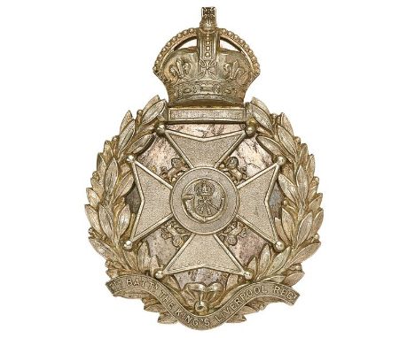 5th Bn The King’s Liverpool Regiment post 1908 Officer’s pouch belt plate.Fine rare die-stamped silvered Maltese cross in lau