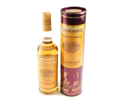 A bottle of Glenmorangie single highland malt scotch whisky, aged ten years, boxed. 