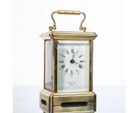TWENTIETH CENTURY ENGLISH BRASS CARRIAGE CLOCK Bernard Freres, Bicester, signed seven jewels single train movement with lever