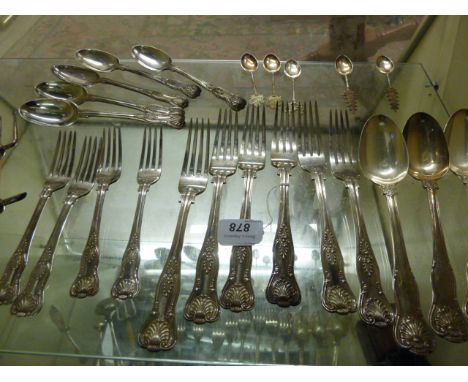 26 PIECES OF SILVER CUTLERY 760G APPROX ( 3 SERVING SPOONS, 6 LARGE FORKS, 4 SMALL FORKS, 5 DESERT SPOONS, LADLE, 6 OTHER TEA