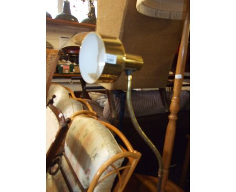 ANGLE STANDARD LAMP 
