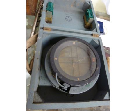 WORLD WAR TWO 1944 MILITARY COMPASS 