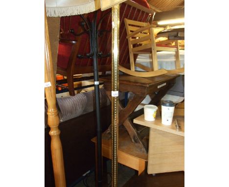 BRASS STANDARD LAMP 