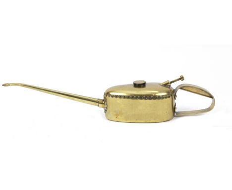 A rare brass 1-pint Kayes 'K' hand-held 'pie crust' type oiler,with K embossed into top and 1 PT &amp; 340 stamped on undersi