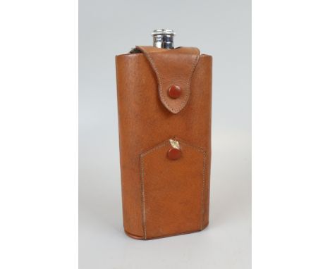 Flask in pig skin case with 4 cups 