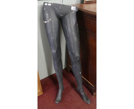 Mannequin legs 