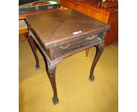 Edwardian mahogany square card table with a single frieze drawer, raised on carved cabriole supports (baize lining at fault)