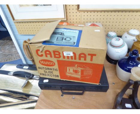 COBIMAT AUTOMATIC SLIDE PROJECTOR, SLIDE MAGAZINES, AND A WHITE PROJECTOR SCREEN 