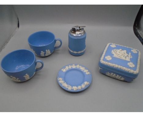 Wedgewood jasperware, 2 cups, trinket pot with lid, table lighter (hairline crack) plate (cracked)