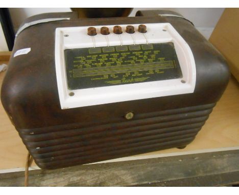 Vintage Bush Bakelite Radio ( A/F )