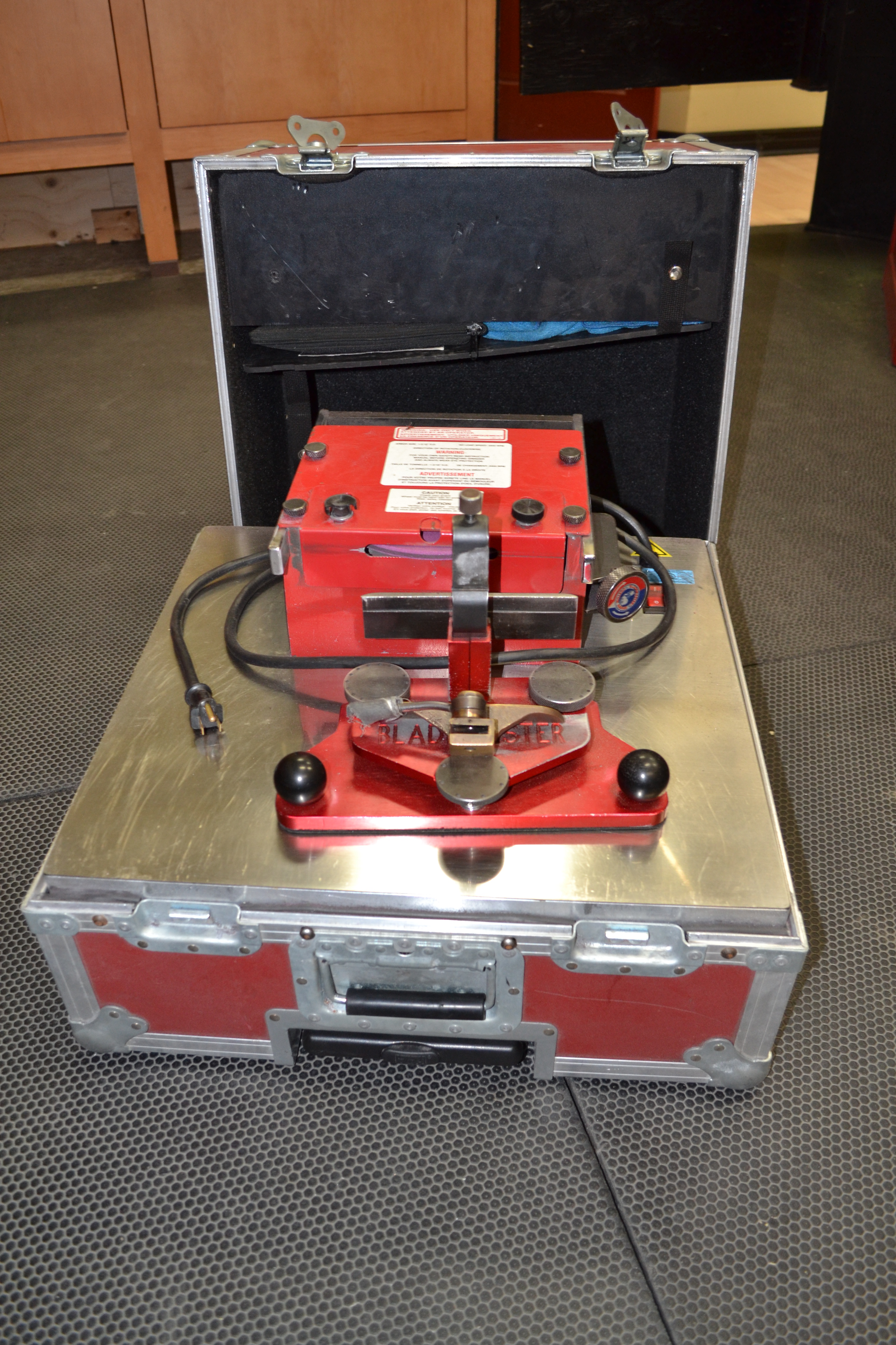 portable skate sharpener