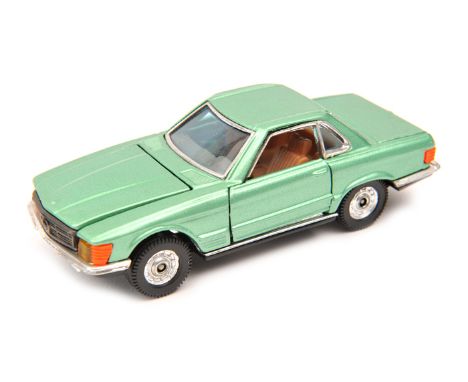 Corgi Whizzwheels Mercedes-Benz 350SL (393). A rare example in light metallic green with blackened radiator grill, and light 