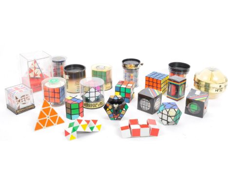 A collection of retro vintage 20th century Rubik's cube and other puzzle games. Comprising of; Nintendo ball puzzle game, puz