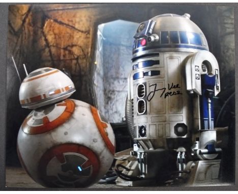 Star Wars The Force Awakens - Jimmy Vee - British Actor - beautiful 8x10" colour photograph of Vee as R2D2 in the movie, alon