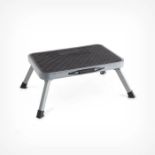 Folding Step Stool. - R13a.5.