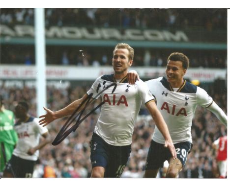 Harry Kane signed Spurs football 10x8 colour photo take from his time as part of the Tottenham Hot Spurs. Harry Edward Kane M