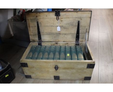 Wooden trunk containing 10 children's encyclopaedias