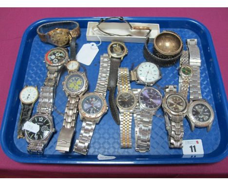 Sovereign: A 9ct Gold cased Gent's Wristwatch, the signed dial with Roman numerals and date aperture, case back engraved "Sea