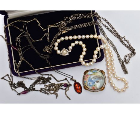 A BOX OF ASSORTED SILVER &amp; WHITE METAL, to include a flat curb link chain, hallmarked silver Birmingham, approximate gros