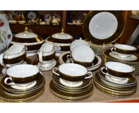 A MINTON 'GRANDEE' PATTERN DINNERWARE, comprising twelve dinner plates, twelve side plates, two circular covered tureens, two
