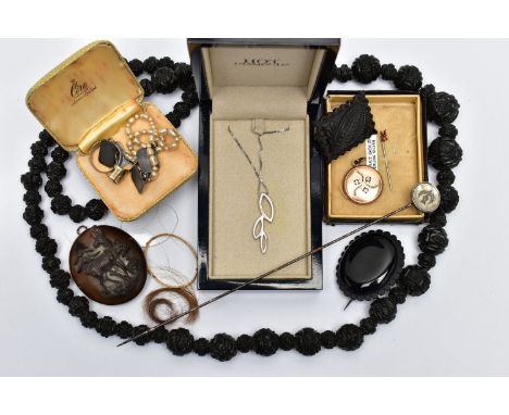 A BAG OF ASSORTED JEWELLERY, to include a cubic zirconia set openwork pendant stamped 925, suspended from a box link chain fi