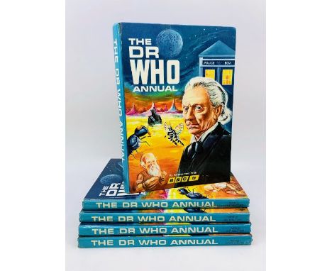 Doctor Who. The Dr Who Annual, Manchester: World Distributors, 1965, hardback, internally clean and bright, light bumping to 