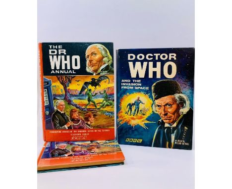 Doctor Who. Dr Who and the Invasion from Space, Manchester: World Distributors, 1966, hardback, internally clean and bright, 
