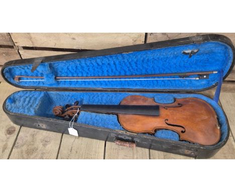 Old Antique Scottish Violin Circa 1880s with antique Czechoslovakia bow & Coffin Case "No Label". Length of back 352mm. Signs