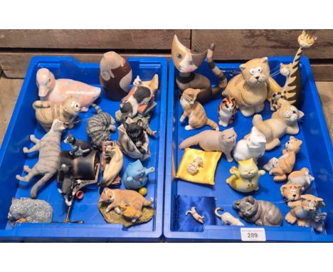 A Tray containing a quantity of porcelain cat figurines; Goebel Artis Orbis cat figure and various others. 