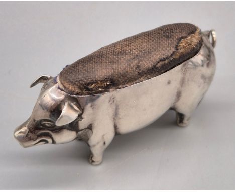 Birmingham silver pig shaped pin cushion. 4.5cm length. 
