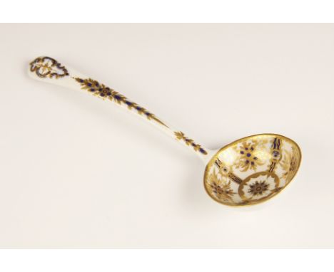 A Worcester porcelain ladle, late 18th century/early 19th century, decorated in a blue and gilt pattern similar to Royal Stri
