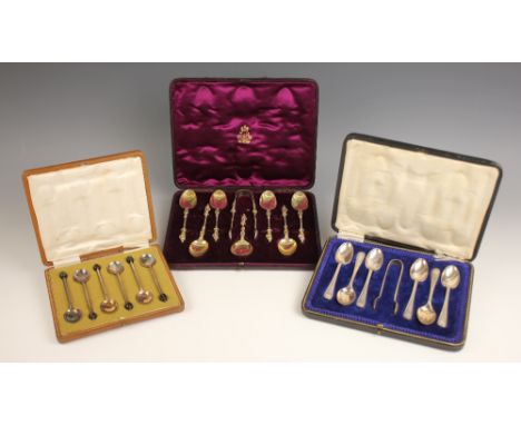 A set six Victorian silver 'Apostle' spoons, William Edwards, London 1875, each of typical form with rope twist handles and g