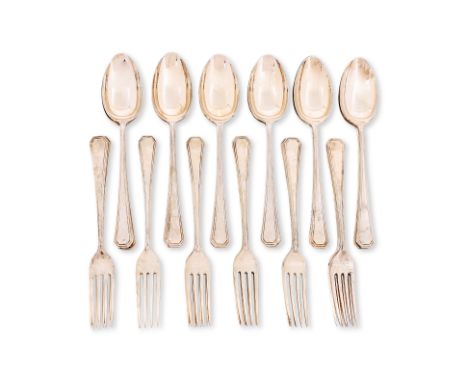 TWELVE PAIRS OF ENGLISH SILVER DESSERT SPOONS AND FORKS BY MAPPIN & WEBB (2)
Mappin & Webb, Sheffield 1946, 'Athenian' patter