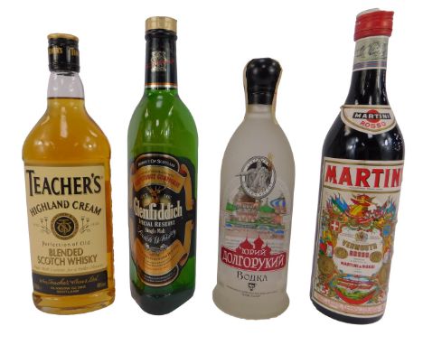 A group of alcohol, comprising Teachers Highland Cream Blended Scotch whisky, Glenfiddich Single Malt Scotch whisky, Russian 