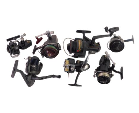 Daiwa Okuma and other fixed spool reels, including a Daiwa AG4000C, an Okuma amplifier AFP 130, a Daiwa 7600 fixed spool reel