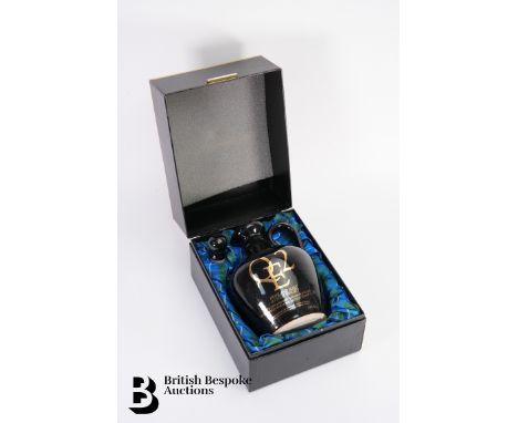 QE2 Highland Malt Scotch Whisky, in a black ceramic flagon, in the original box.&nbsp;