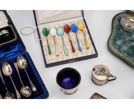 Miscellaneous silver, including cigarette case London hallmark, mm S.M &amp; Co; silver salt and mustard Birmingham hallmark 