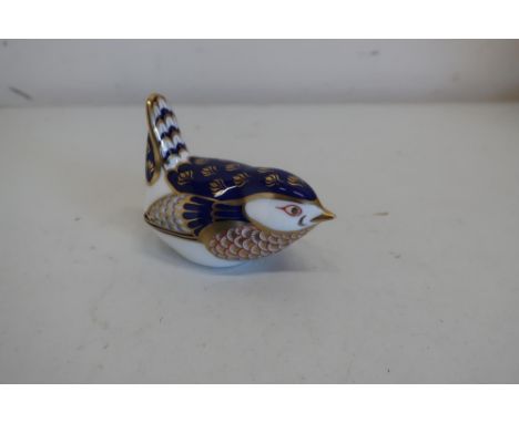 Royal Crown Derby Wren paperweight, with gold button 