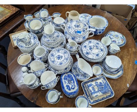 A quantity of mixed blue and white household ceramics to include a Johnson Bros part dinner service, Royal Worcester, Crown D