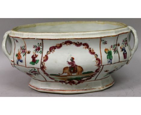 A CHINESE QIANLONG/JIAQING INDIAN MARKET FAMILLE ROSE PORCELAIN TUREEN,circa 1800, the moulded sides painted in predominantly