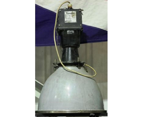 Large industrial lamp by Thorlux, D: 50 cm with sodium bulb. Not available for in-house P&amp;P 