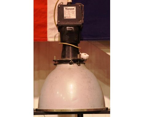 Large industrial lamp by Thorlux, D: 50 cm with sodium bulb. Not available for in-house P&amp;P 
