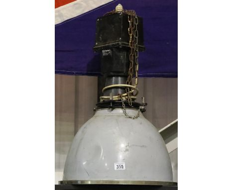 Large industrial lamp by Thorlux, D: 50 cm with sodium bulb. Not available for in-house P&amp;P 