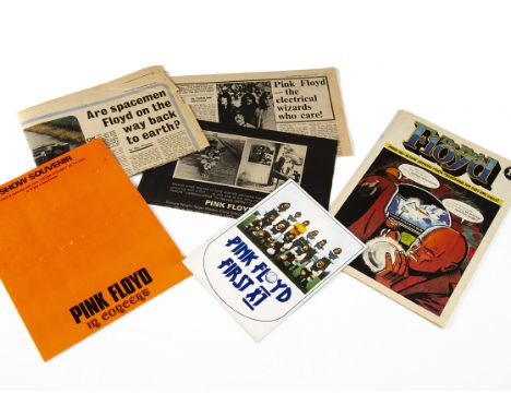 Pink Floyd Programme plus, small collection of Pink Floyd items comprising: Dark Side of the Moon 'Cartoon' programme; an uno